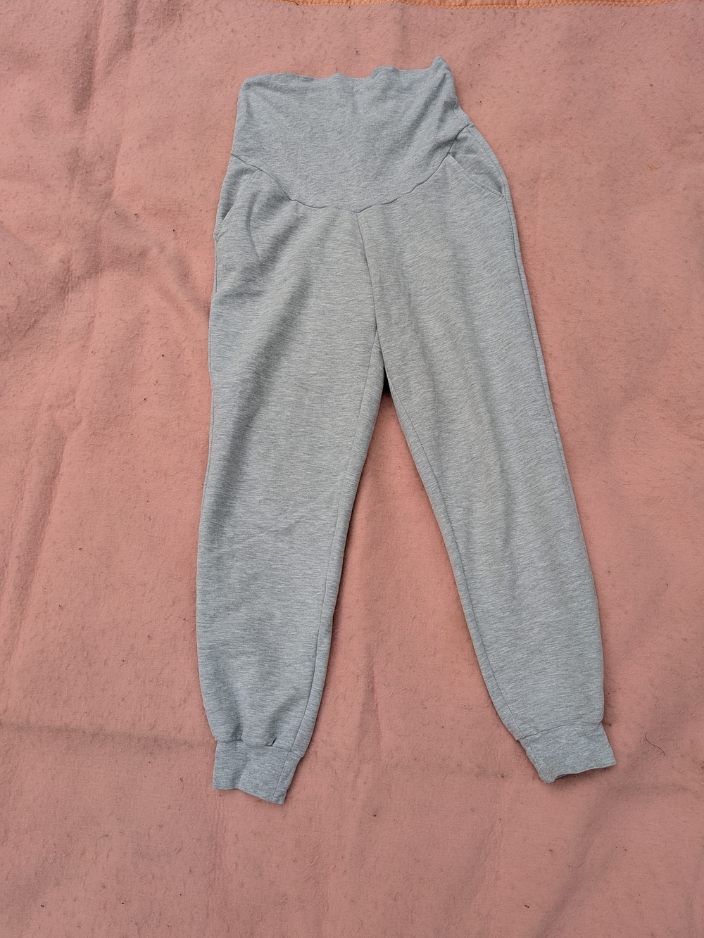 H&M Mama Gray Maternity Jogger Bottoms